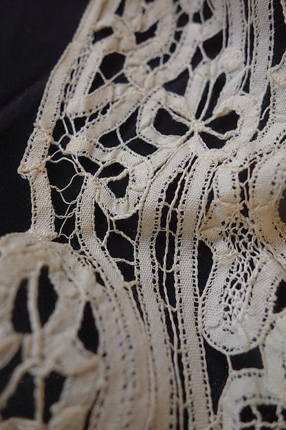 アンティークレース　ブロードレース襟