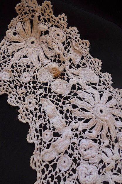 アンティークレース　襟2つ