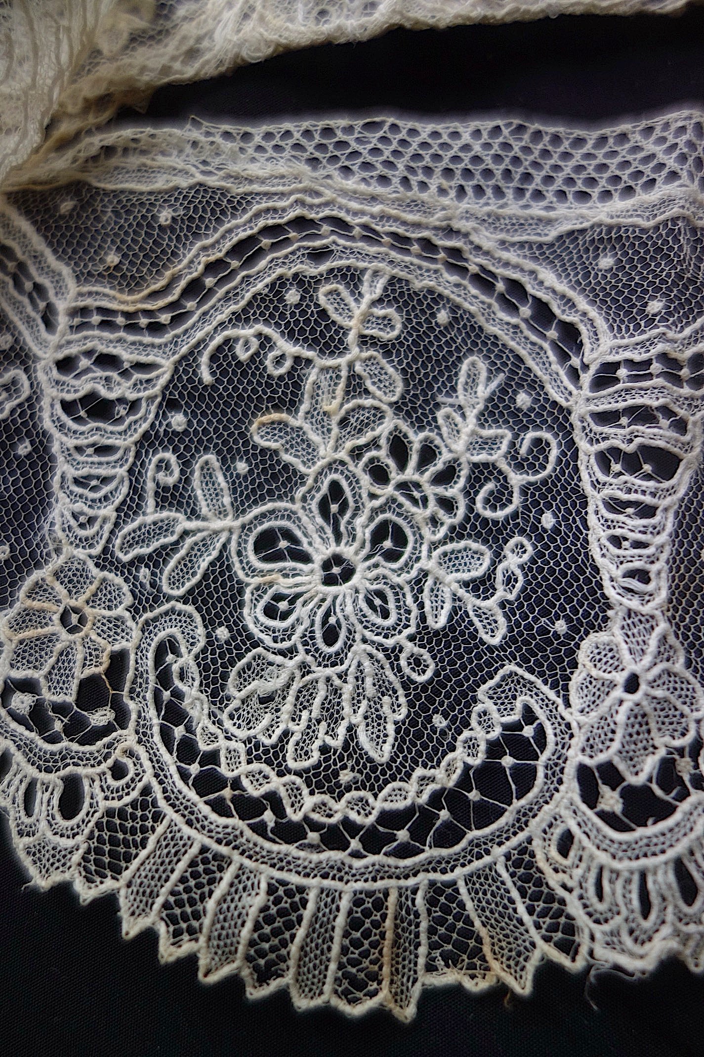 アンティークレース　ブリュクセルレース　62cm 65cm