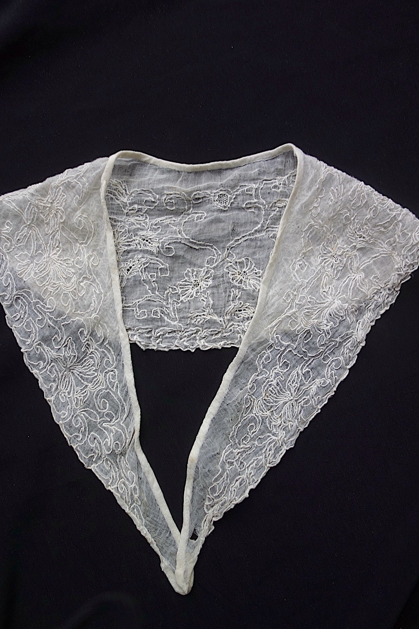 アンティークレース 襟