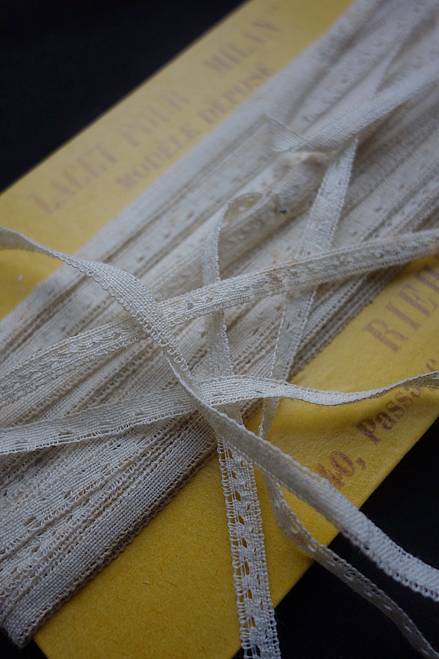 アンティークレース 創作品用アンティークテープ　lots3