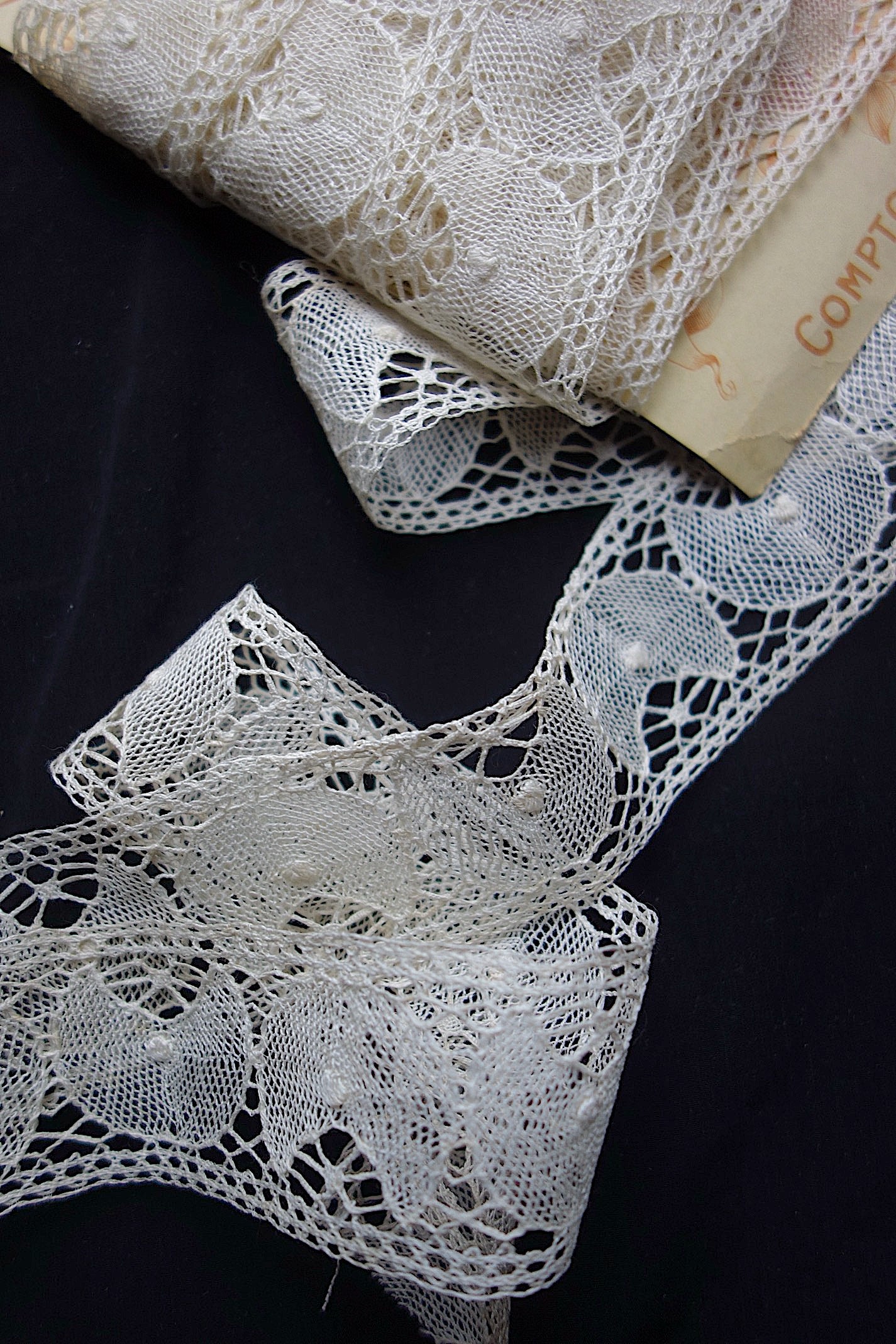 アンティークレース 750cm