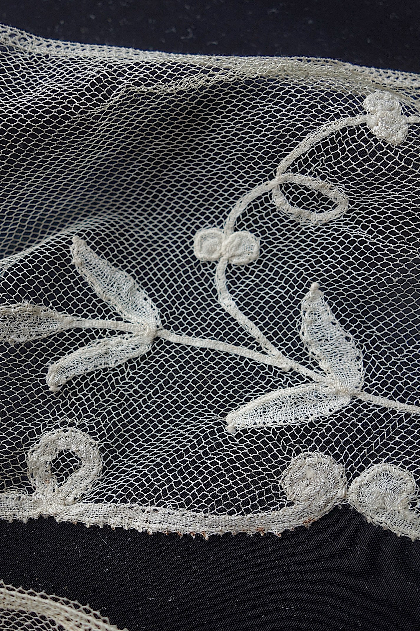 アンティークレース　アプリカッションアングレテール　203cm 300cm