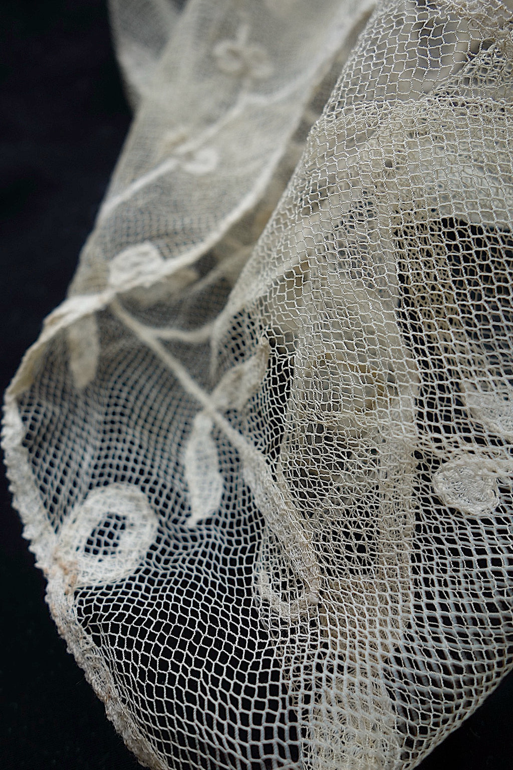 アンティークレース　アプリカッションアングレテール　203cm 300cm