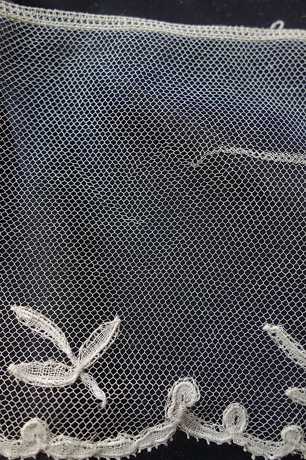 アンティークレース　アプリカッションアングレテール　203cm 300cm