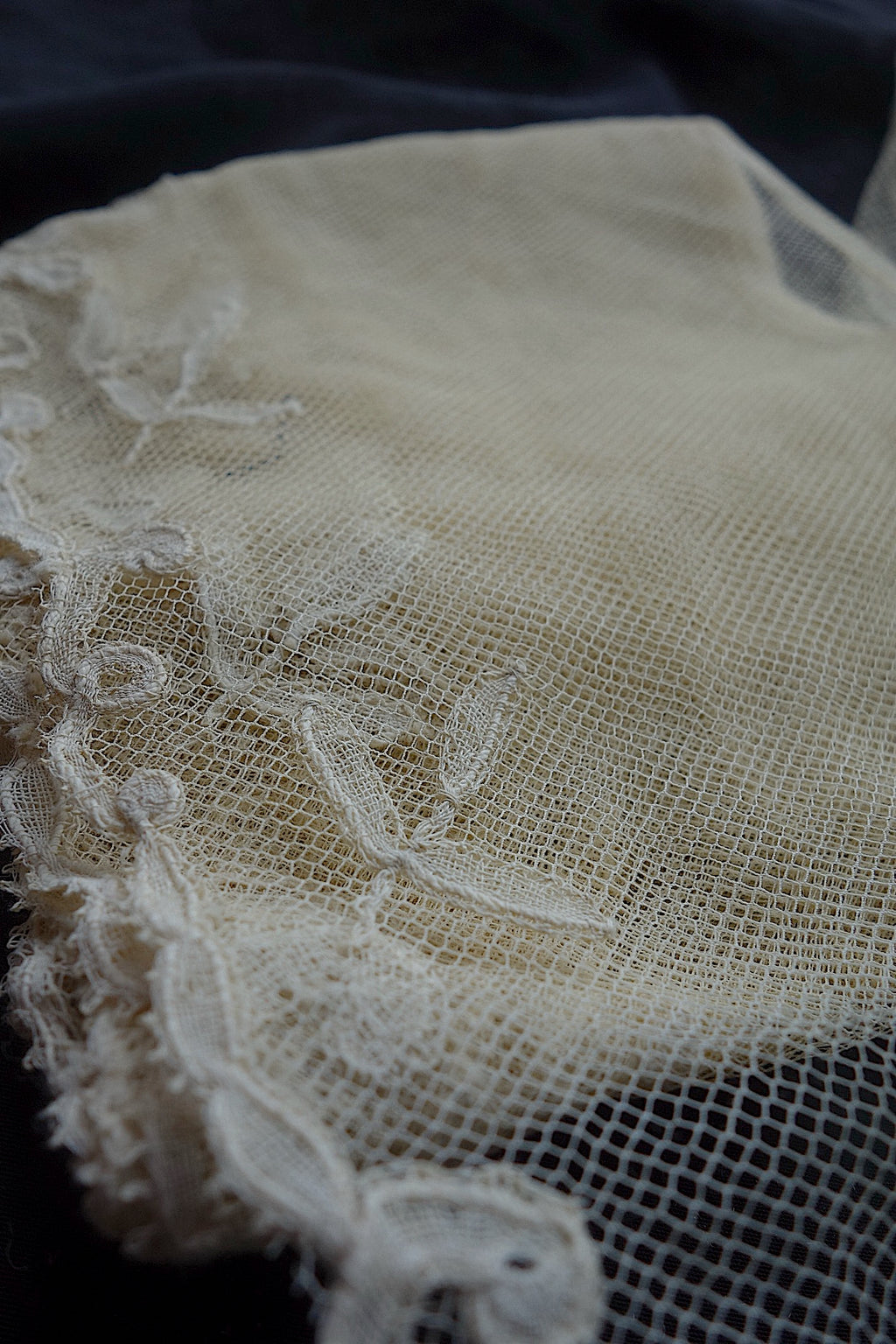 アンティークレース　アプリカッションアングレテール　203cm 300cm