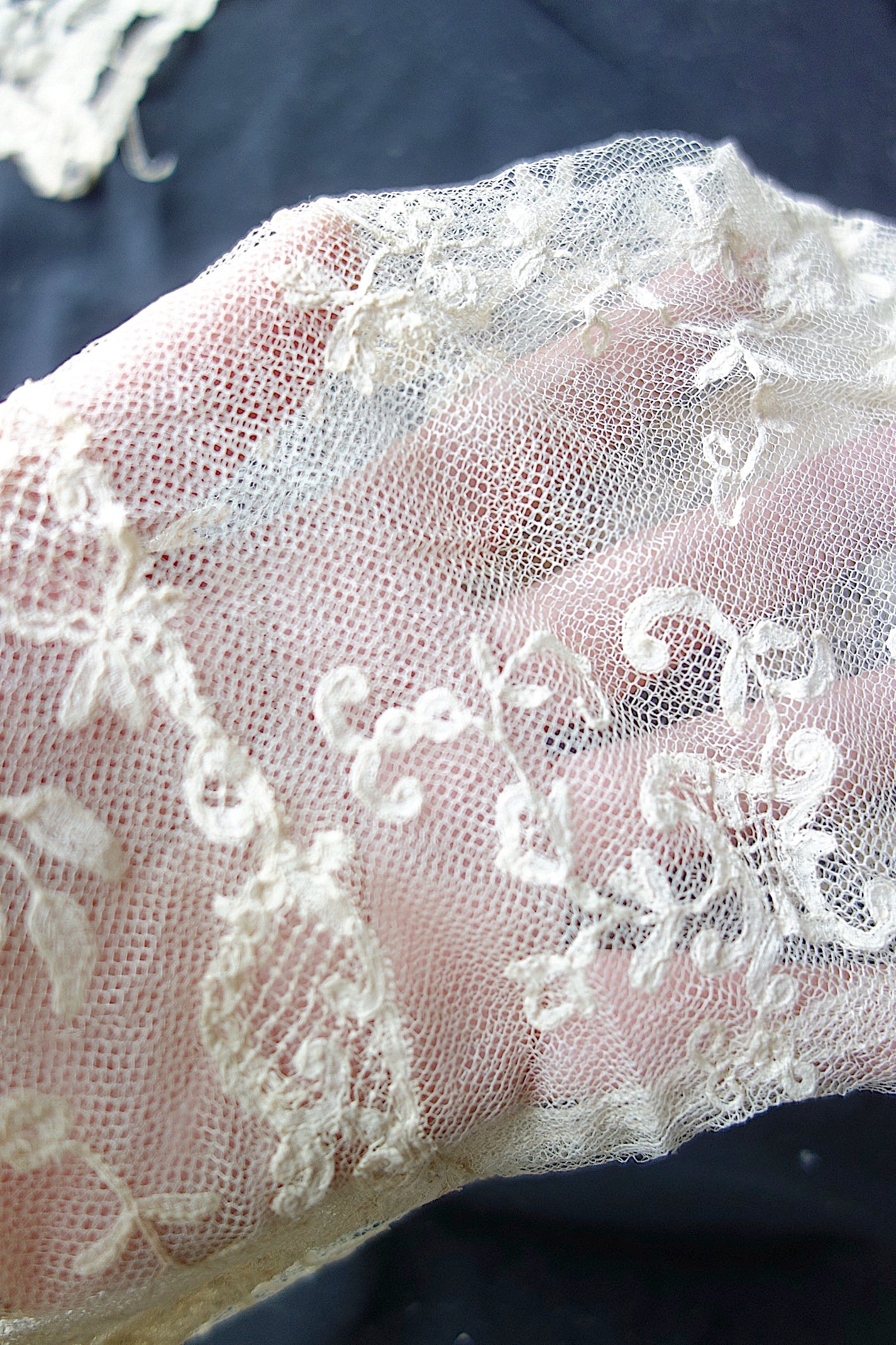 アンティークレース　素材用　lots1