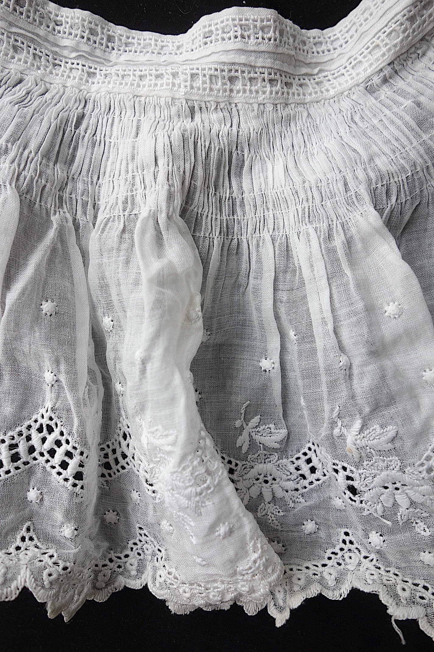 アンティークレース　素材用　lots1