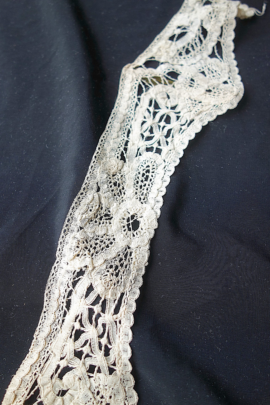 アンティークレース　素材用　lots1