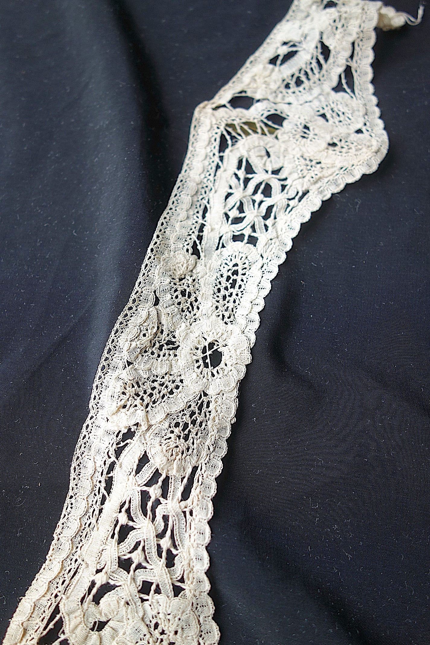 アンティークレース　素材用　lots1