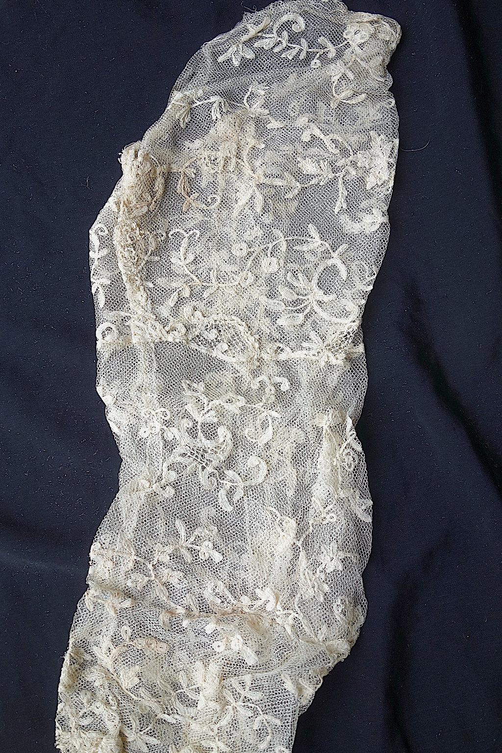 アンティークレース　素材用　lots1