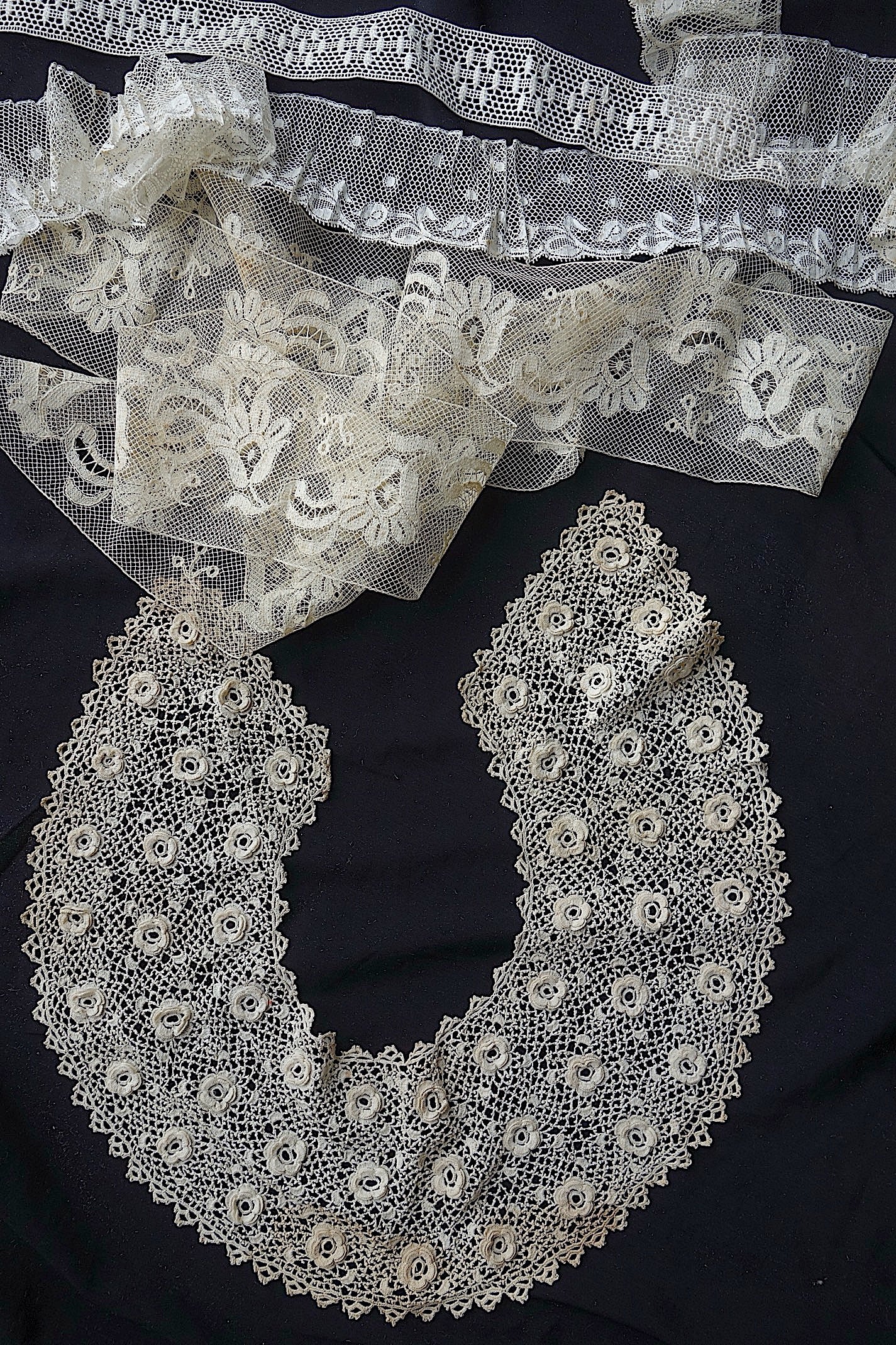 アンティークレース　素材用　lots2