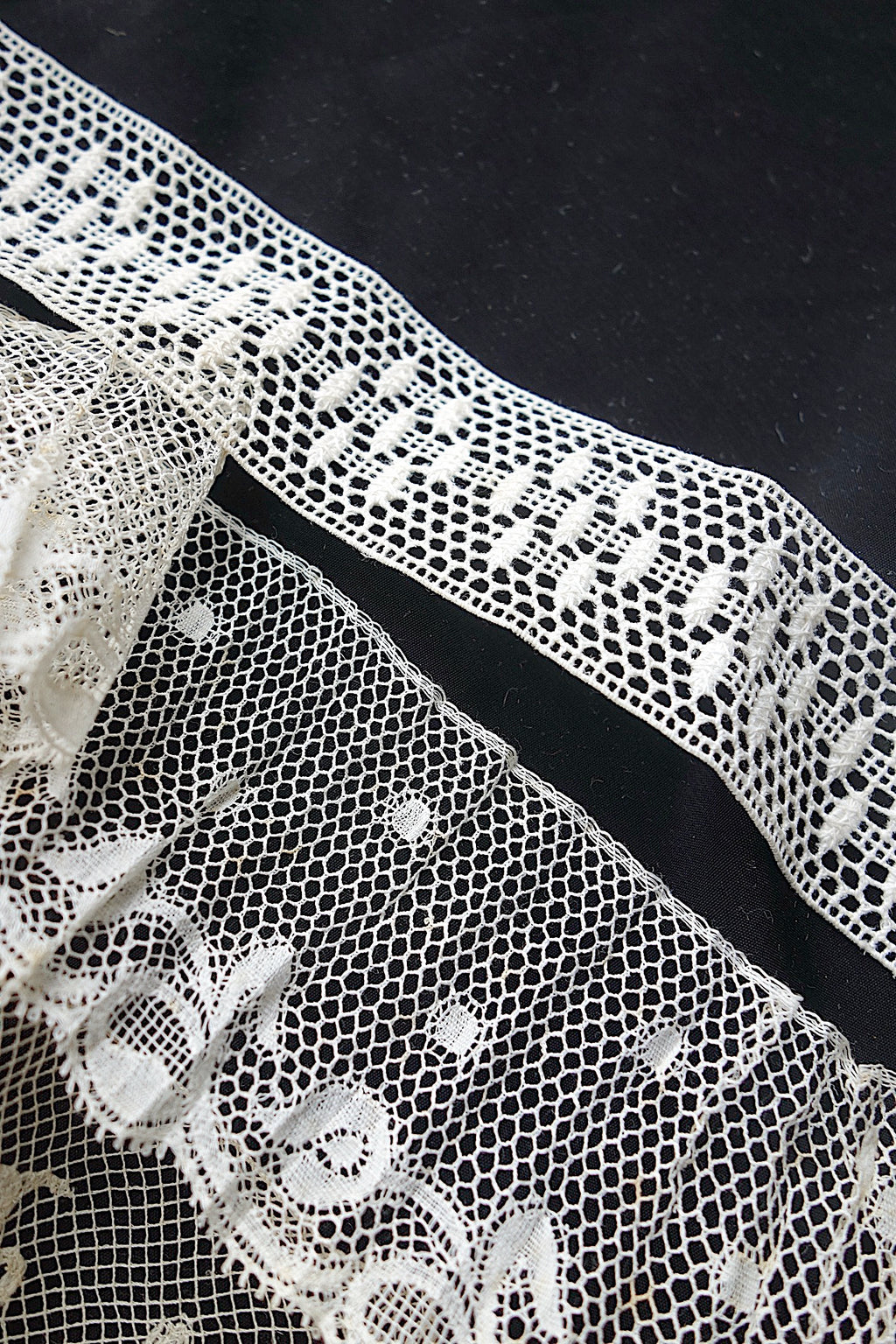 アンティークレース　素材用　lots2