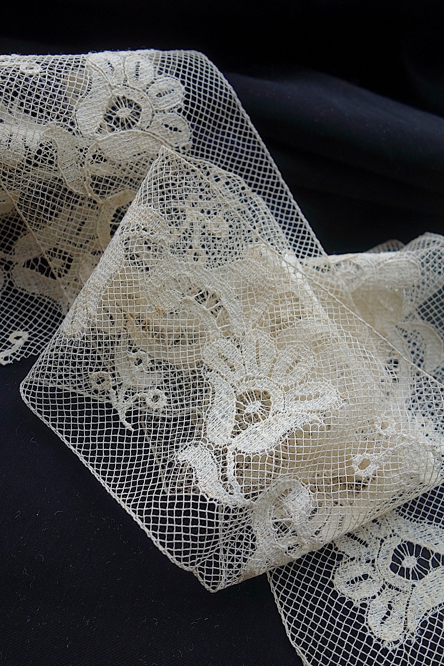 アンティークレース　素材用　lots2