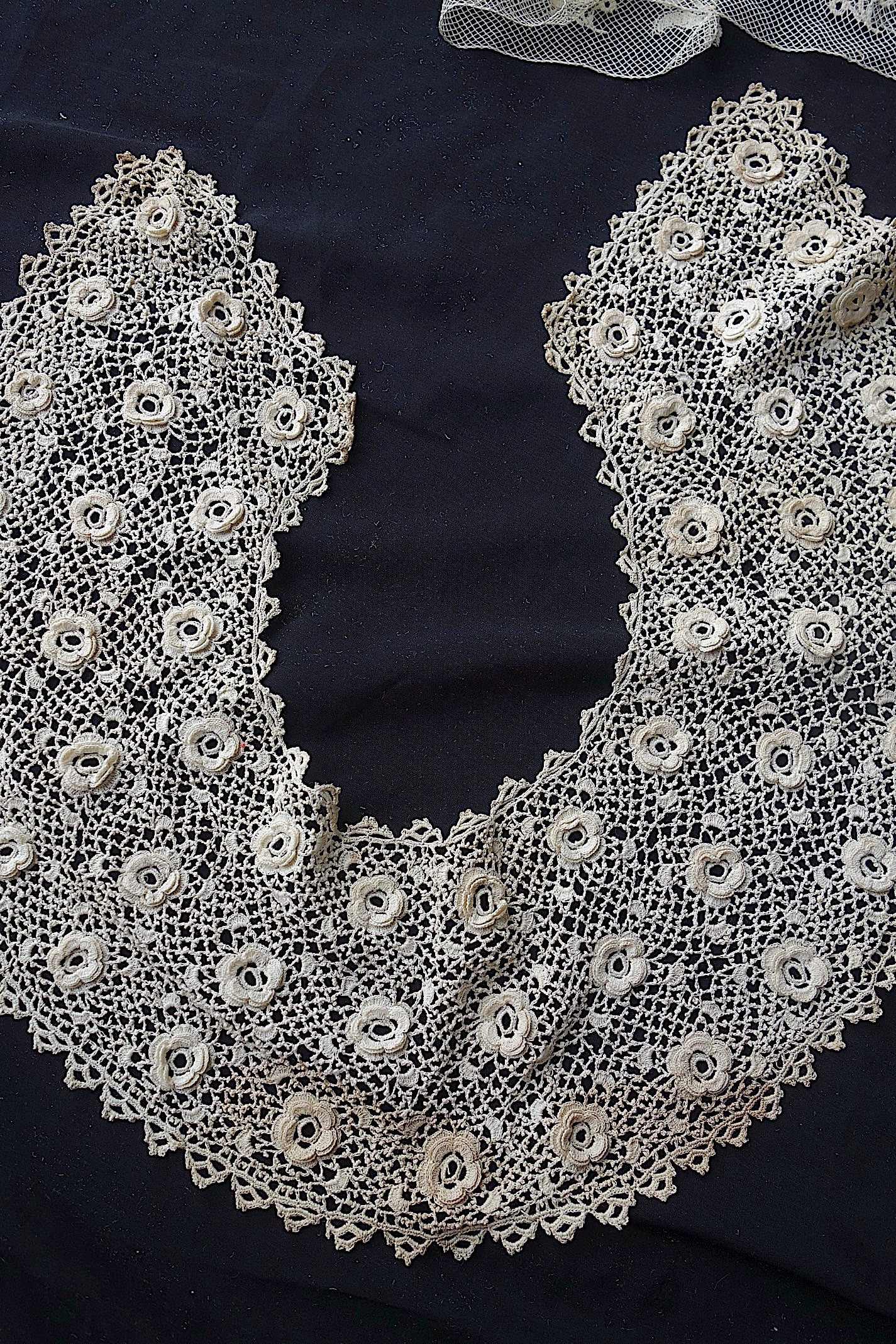 アンティークレース　素材用　lots2