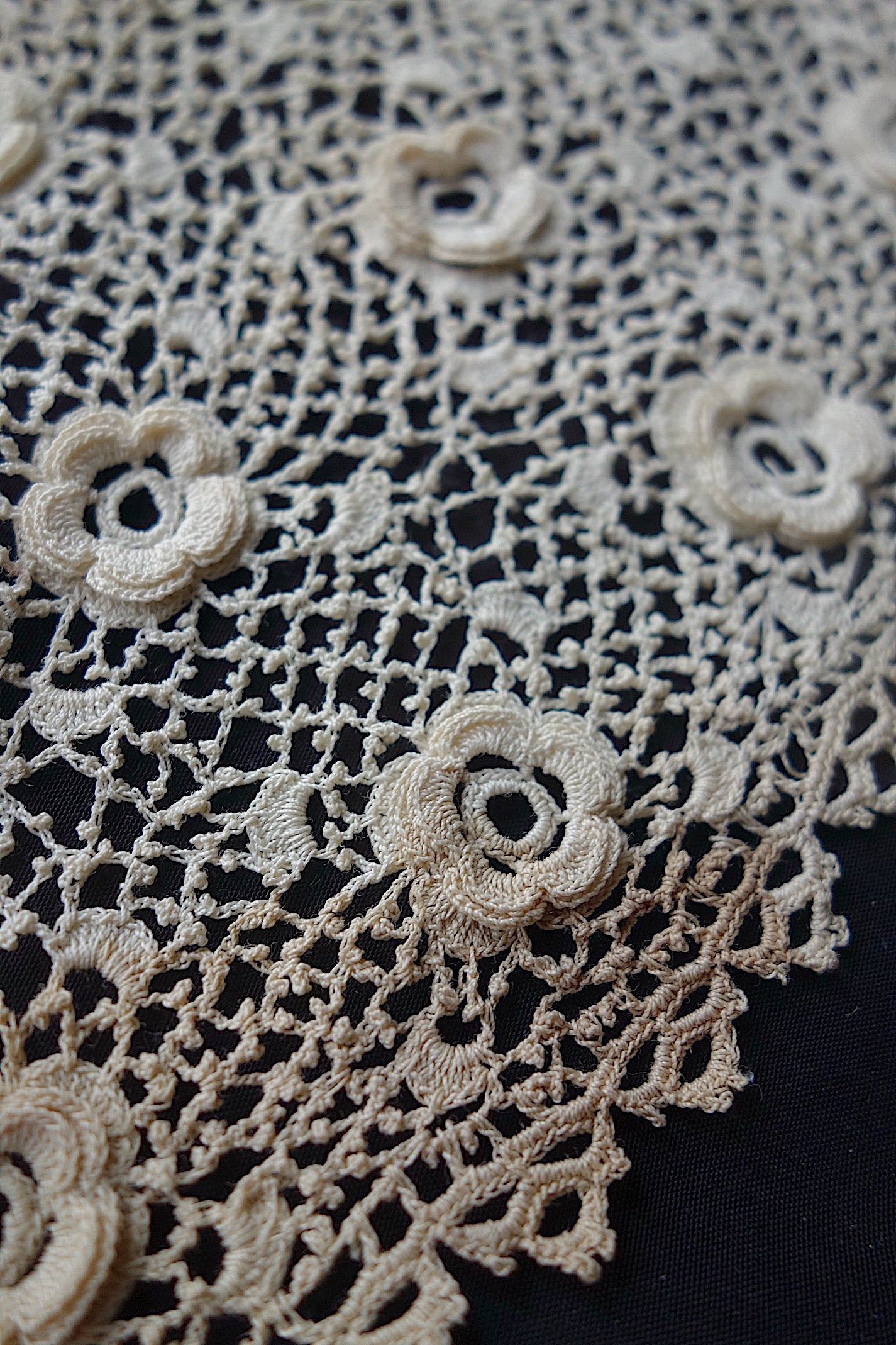 アンティークレース　素材用　lots2