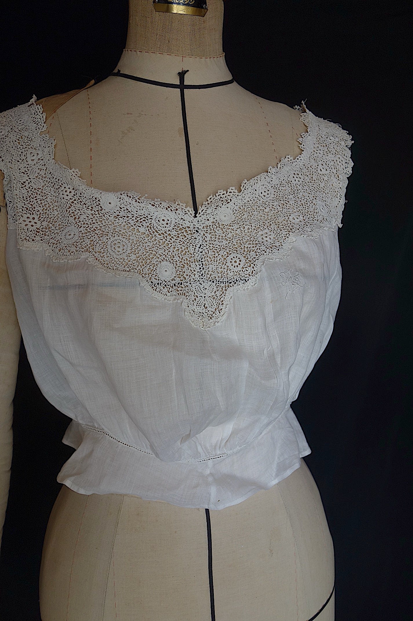 アンティーク服　top cache-corset 1