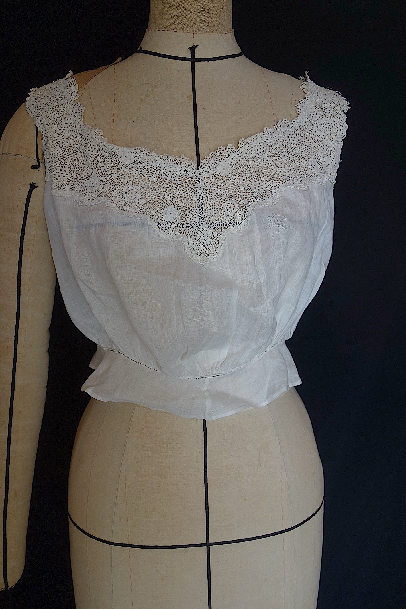 アンティーク服　top cache-corset 1