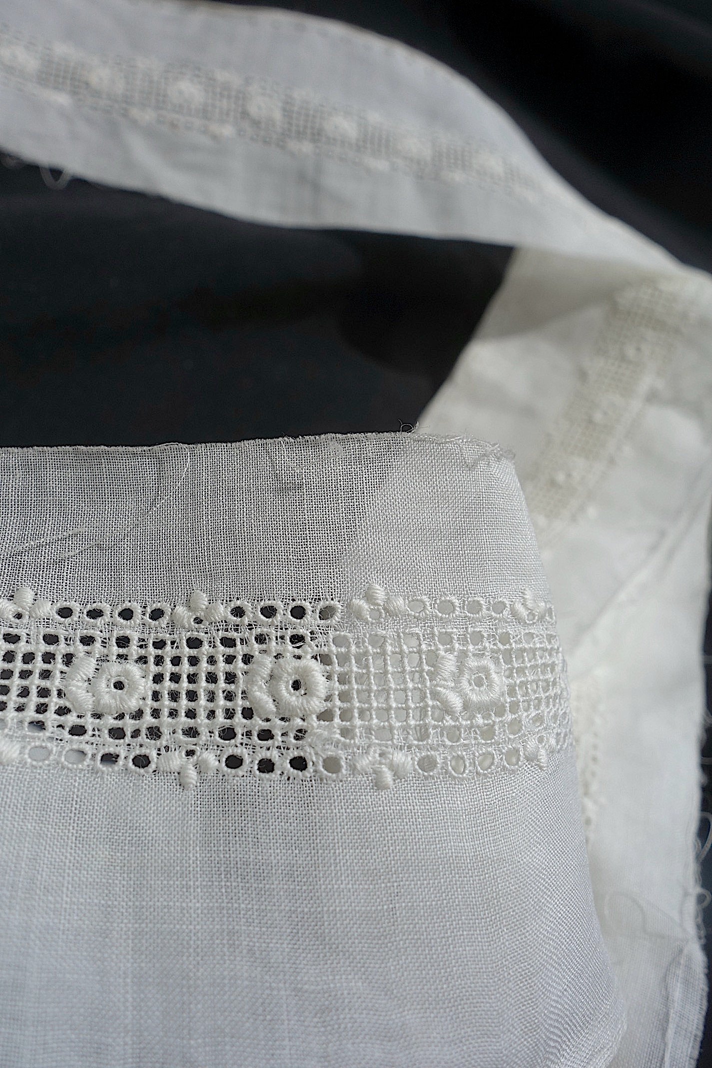 アンティークレース　刺繍レーステープ　350cm