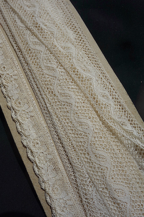 アンティークレース　2種　