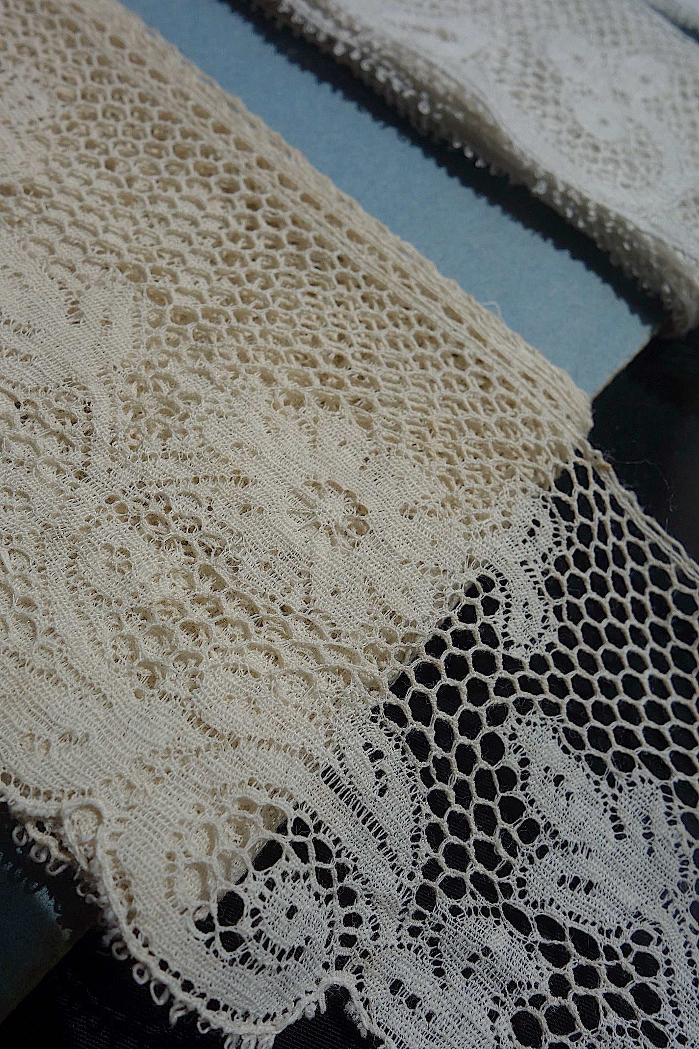 アンティークレース３種