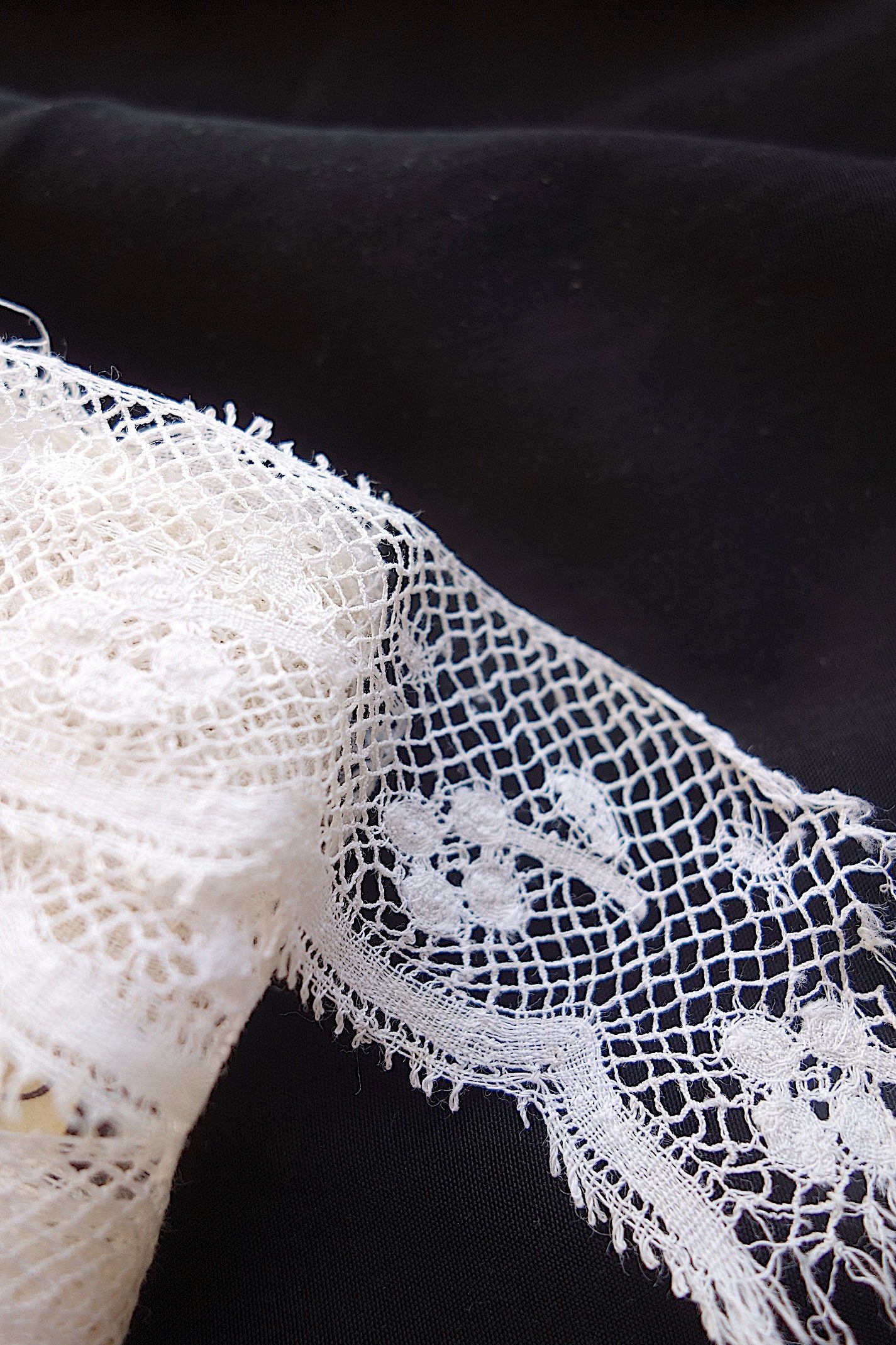 アンティークレース　３種