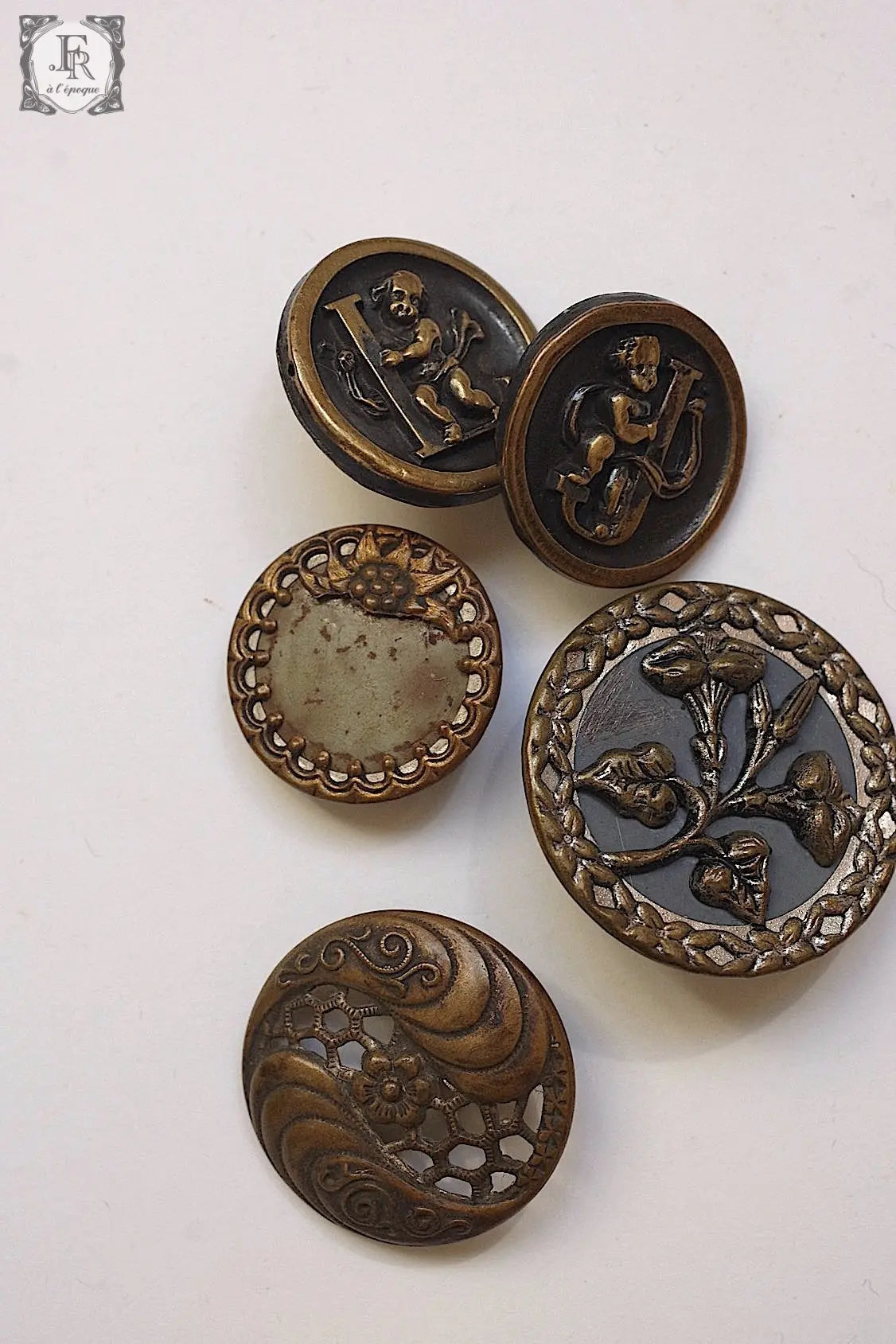 アンティークボタン　antique boutons lots2 .FR a l'epoque