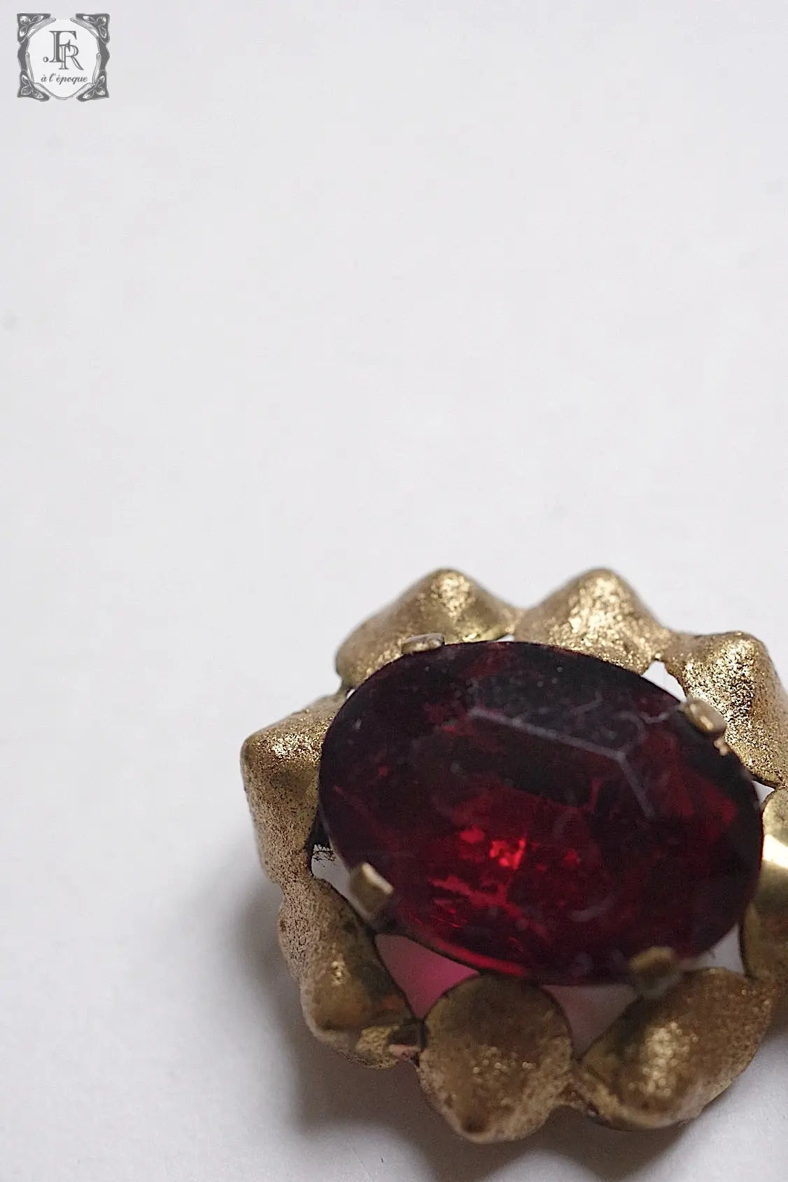 アンティークブローチ　antique broche　ストラス .FR a l'epoque