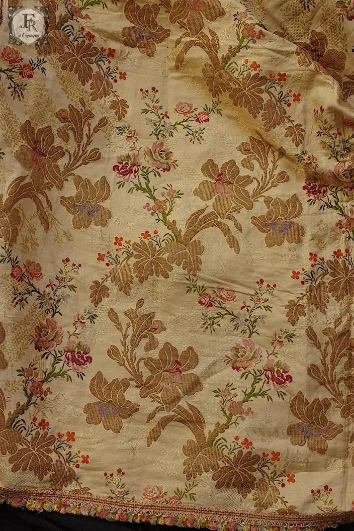 アンティーク生地　antique cloth インテリアクロス　メタル糸刺繍 .FR a l'epoque