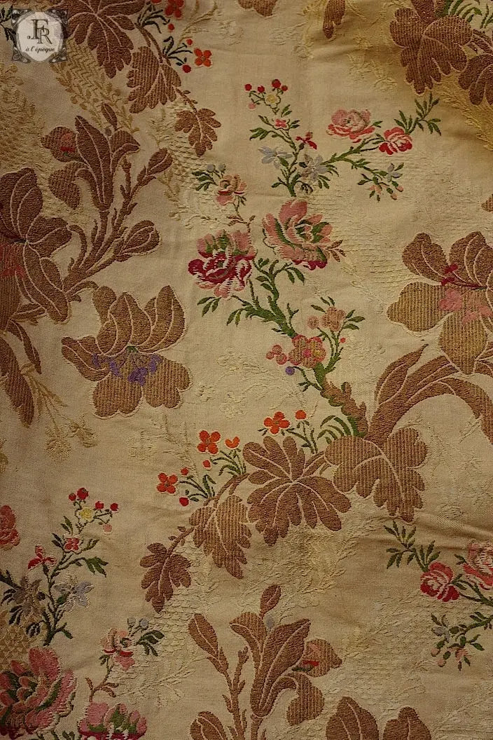 アンティーク生地　antique cloth インテリアクロス　メタル糸刺繍 .FR a l'epoque