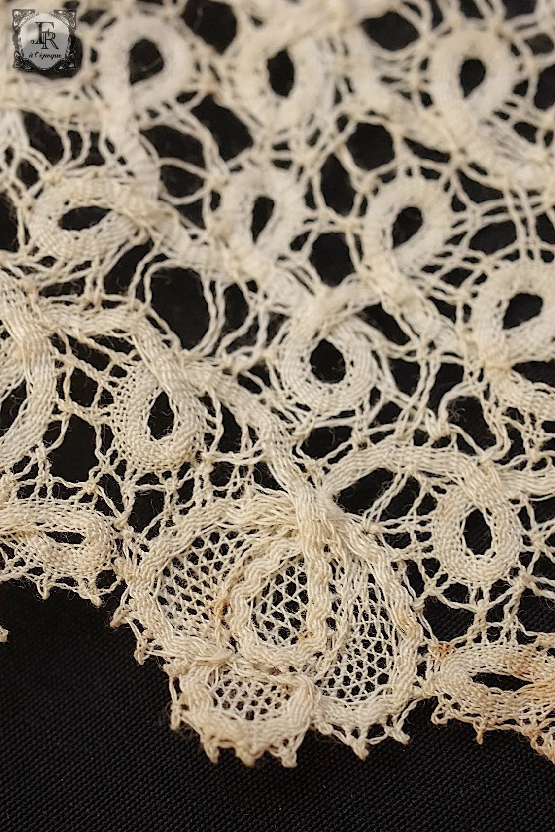 アンティークレース　antique dentelle 　アプリカッションアングレテール .FR a l'epoque