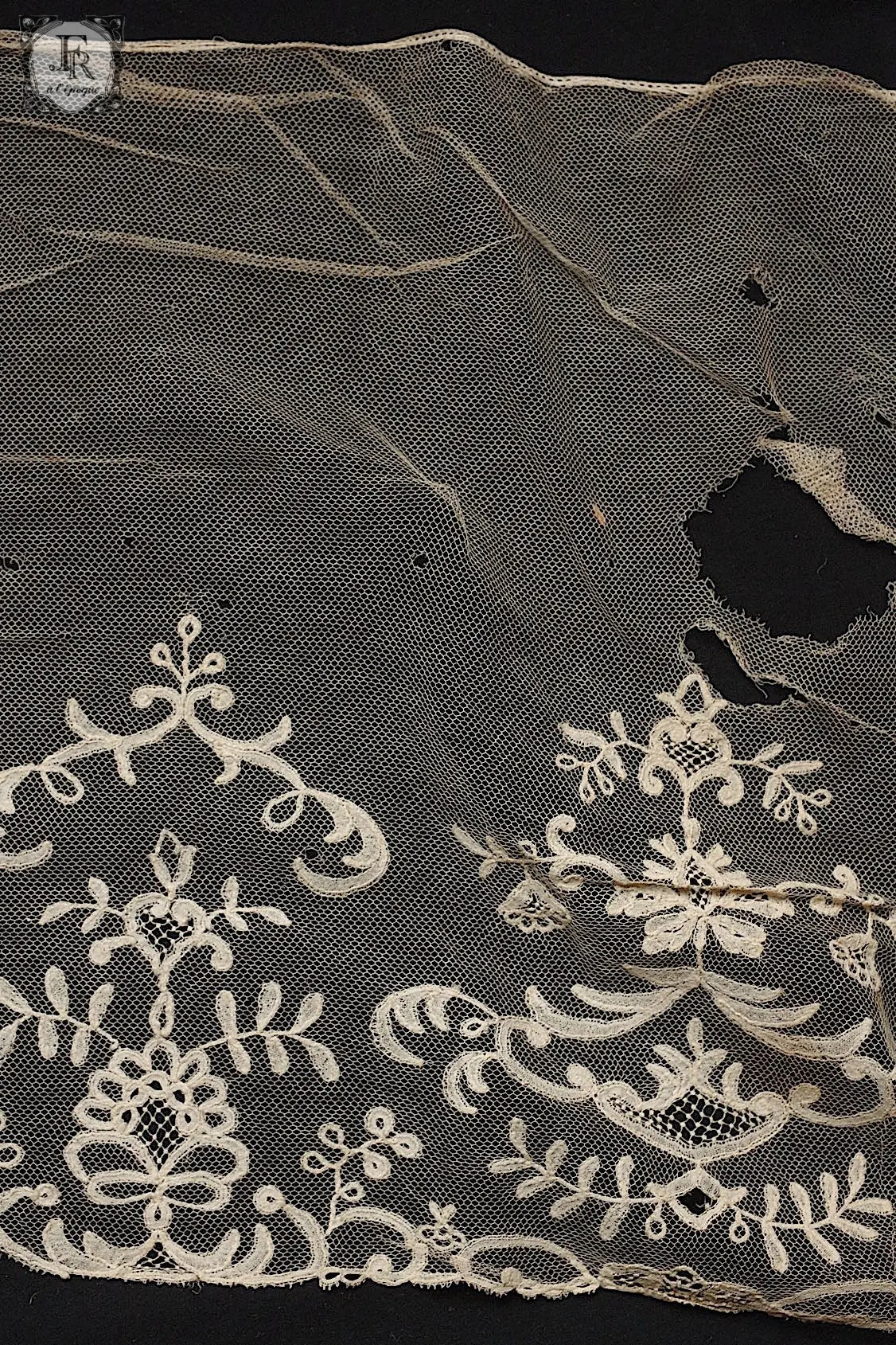 アンティークレース　antique dentelle アプリカッションアングレテール　135cm ＋document .FR a l'epoque