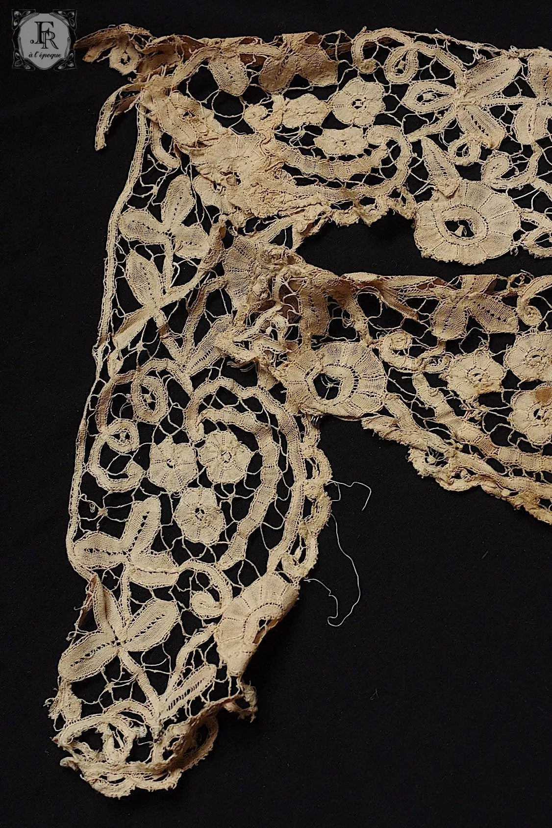 アンティークレース　antique dentelle ホニトン＋document(おまけ） .FR a l'epoque