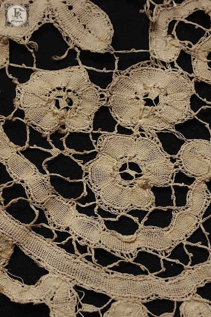 アンティークレース　antique dentelle ホニトン＋document(おまけ） .FR a l'epoque