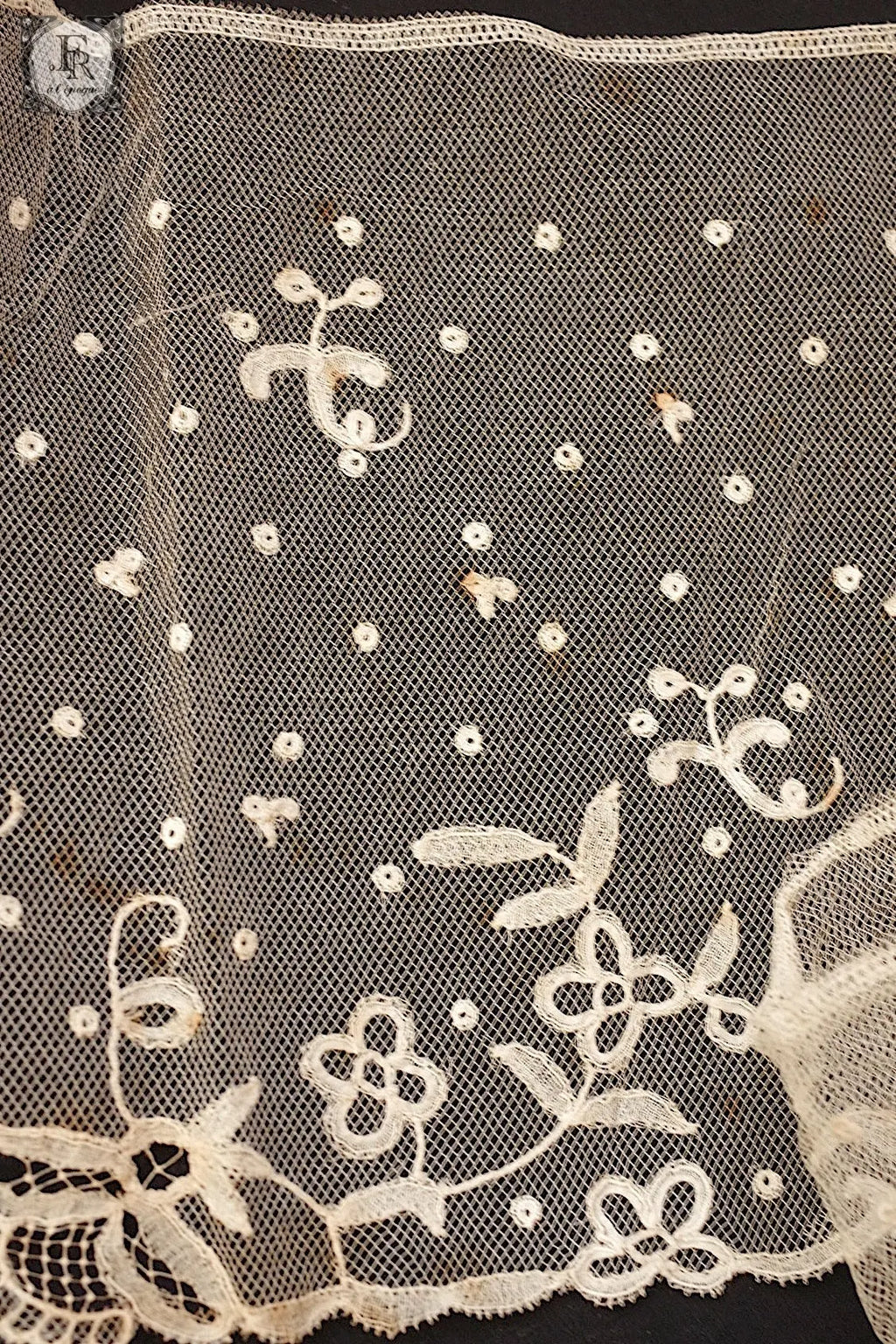 アンティークレース　antique dentelle 　アプリカッションアングレテール　par 2m .FR a l'epoque