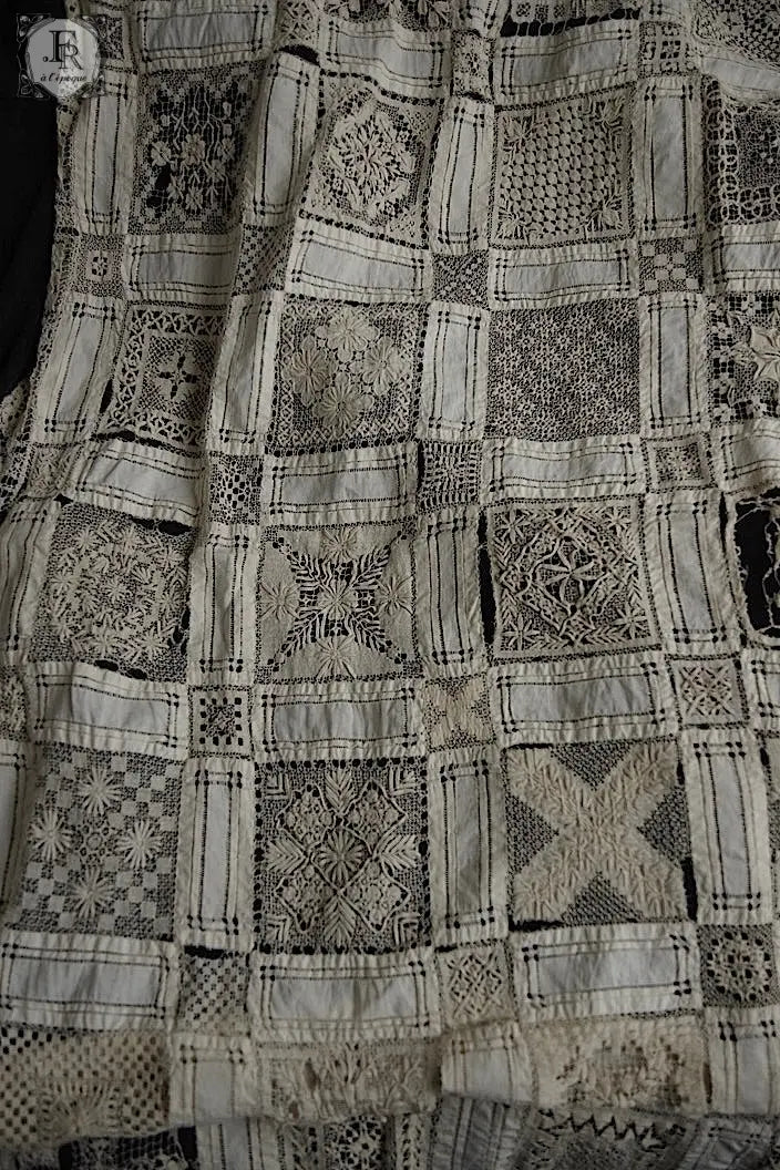 アンティーク刺繍クロス　antique linge de maison 回収素材用 .FR a l'epoque