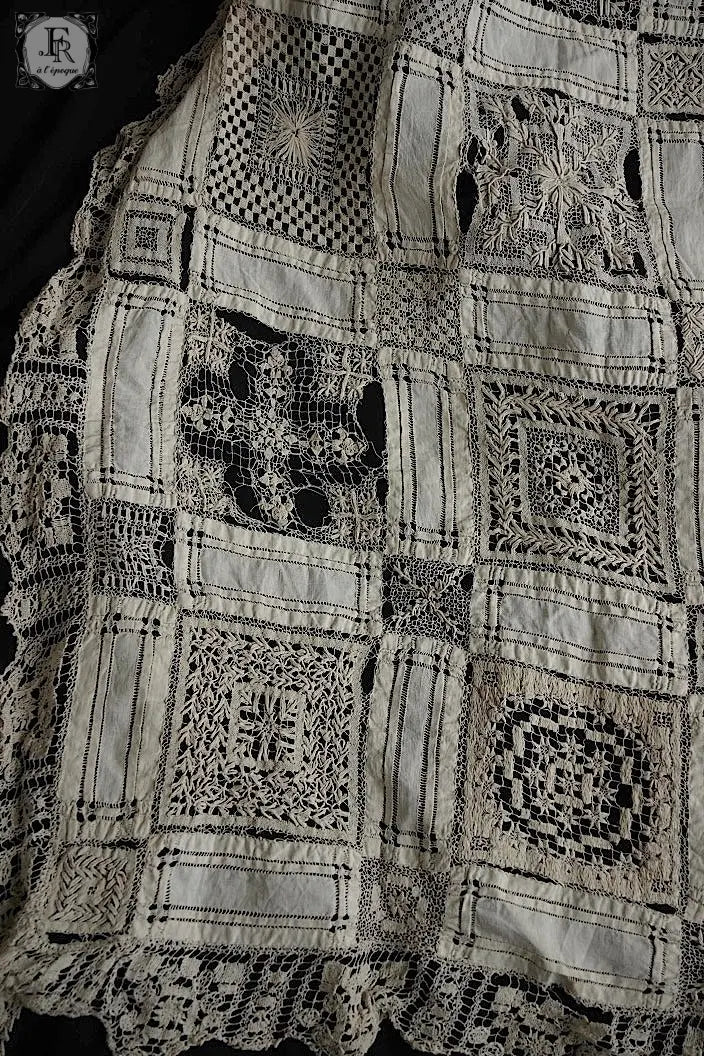 アンティーク刺繍クロス　antique linge de maison 回収素材用 .FR a l'epoque