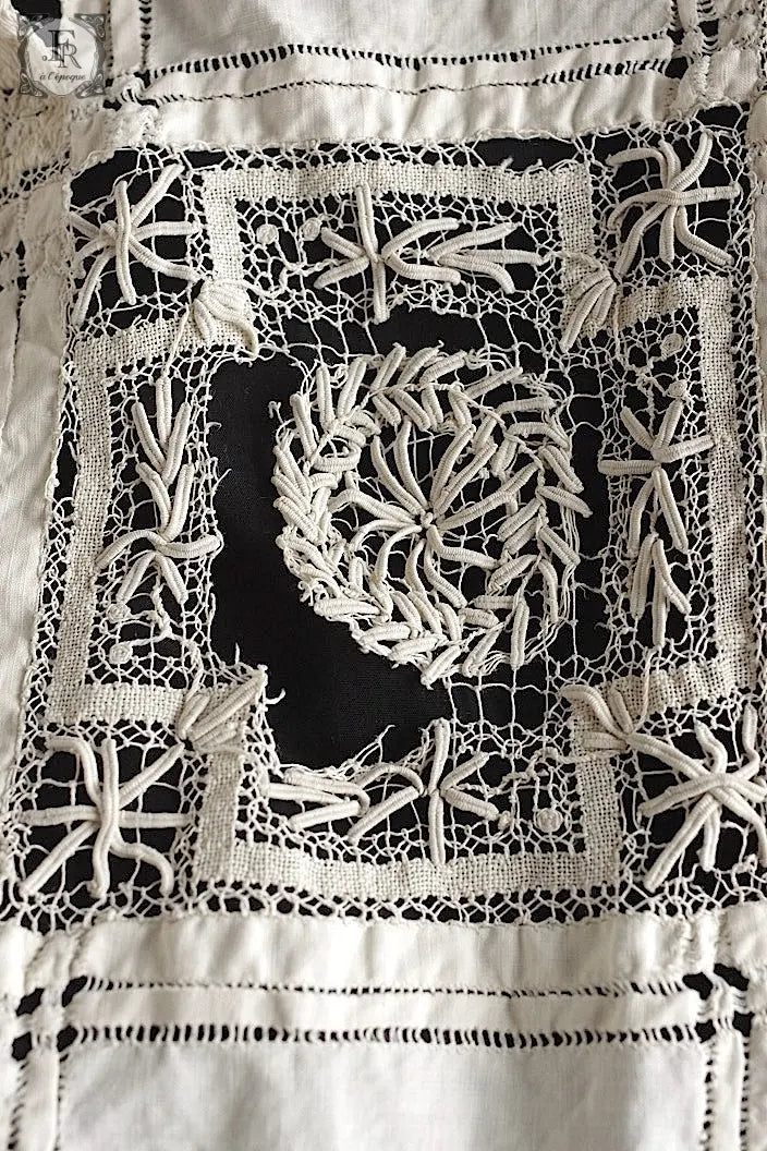 アンティーク刺繍クロス　antique linge de maison 回収素材用 .FR a l'epoque