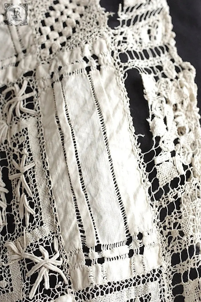 アンティーク刺繍クロス　antique linge de maison 回収素材用 .FR a l'epoque