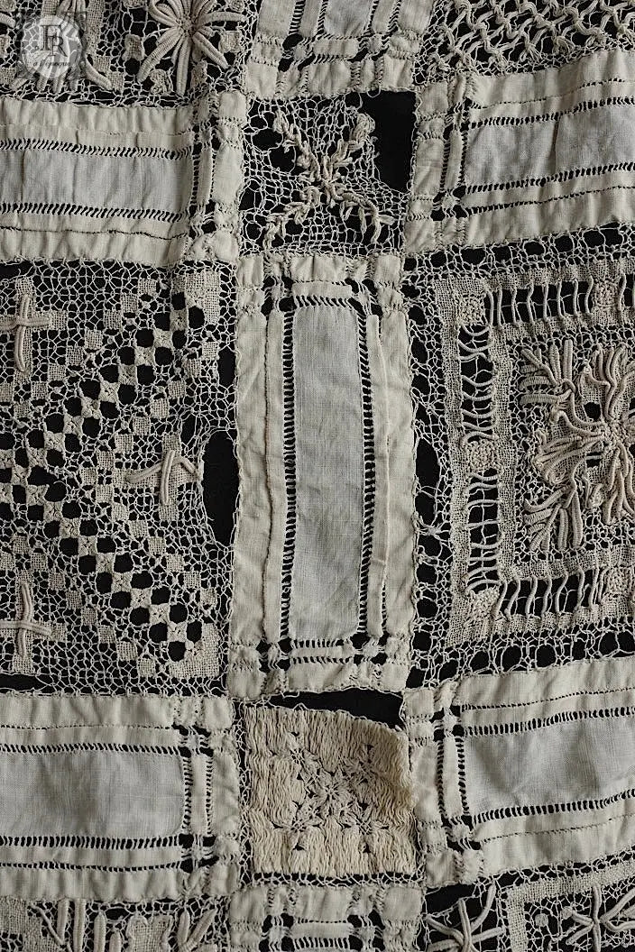 アンティーク刺繍クロス　antique linge de maison 回収素材用 .FR a l'epoque