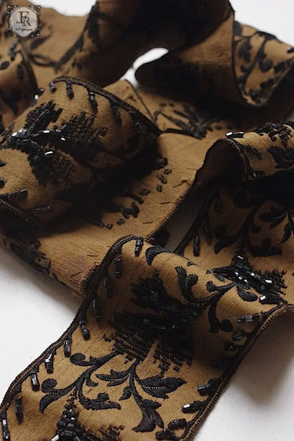 アンティークリボン　antique ruban ビーズ付き刺繍 .FR a l'epoque