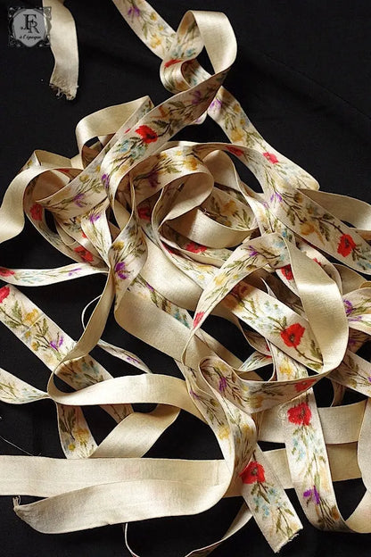 アンティークリボン　antique ruban 花 .FR a l'epoque