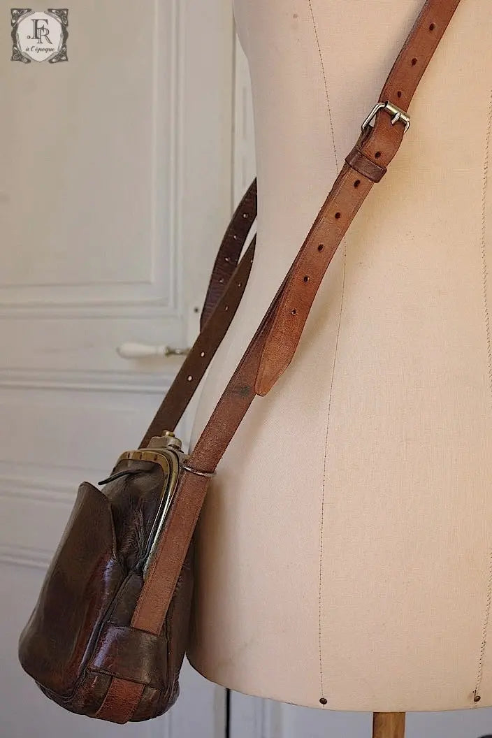 アンティークバッグ　antique sac がま口バッグ .FR a l'epoque