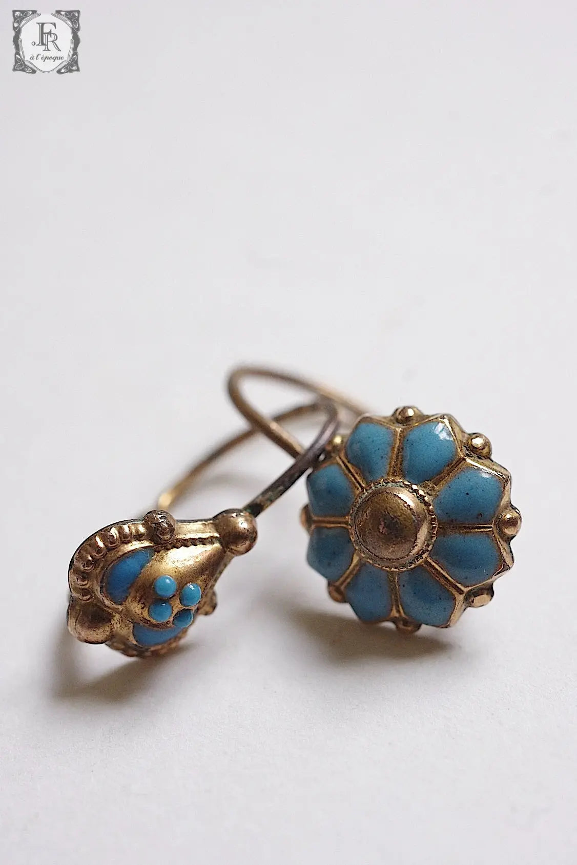 アンティークピアス boucles d'oreilles antique .FR a l'epoque