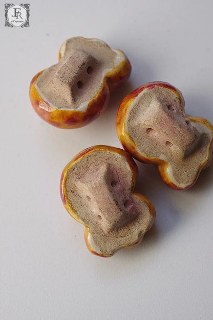 アンティークボタン　boutons antique きのこ .FR a l'epoque