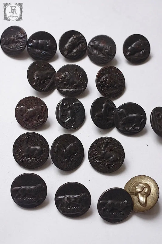 アンティークハンターボタン