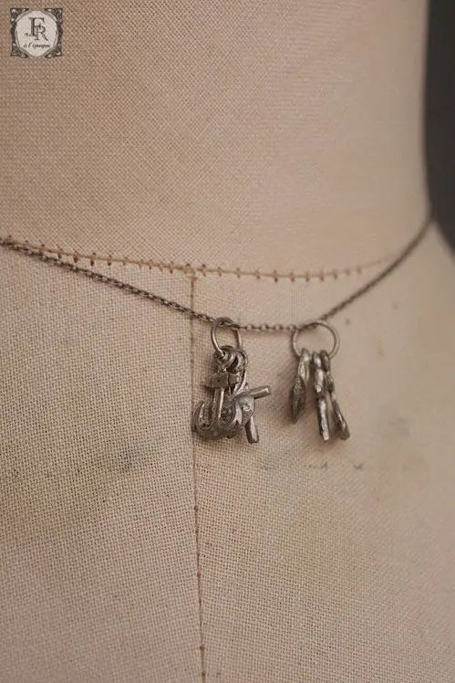 collier アンティーク ペンダント　3モチーフ ×２つ .FR A Ll'EPOQUE