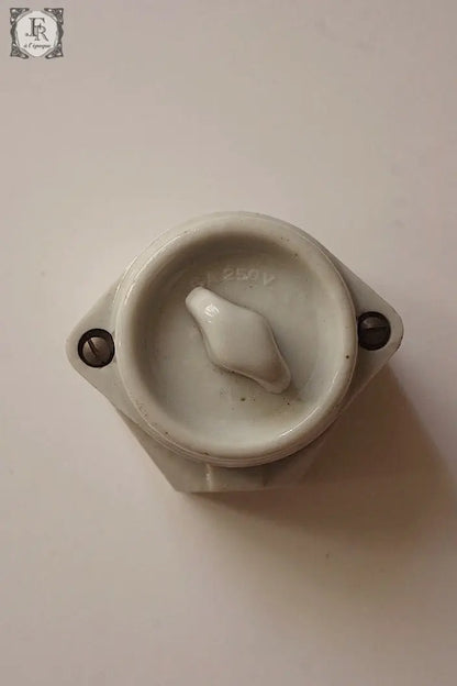 フランスアンティークスイッチ