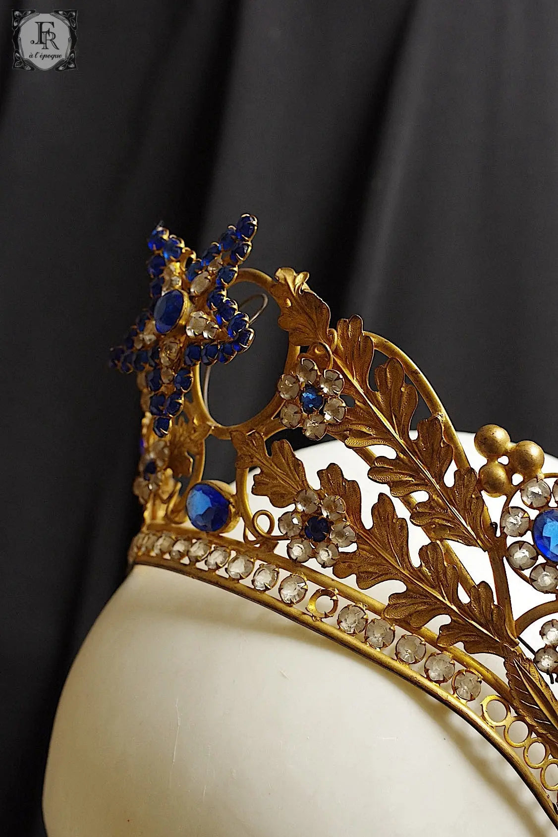 アンティークティアラ　couronne antique .FR a l'epoque