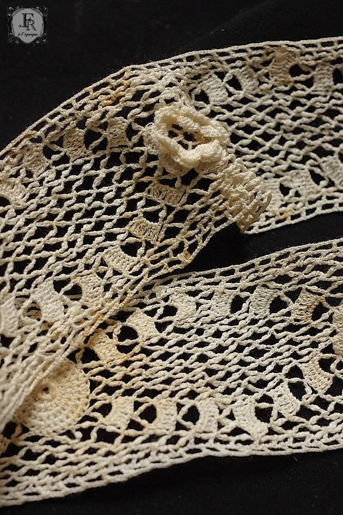 アンティークレース　dentelle ancienne 10m70cm .FR a l'epoque